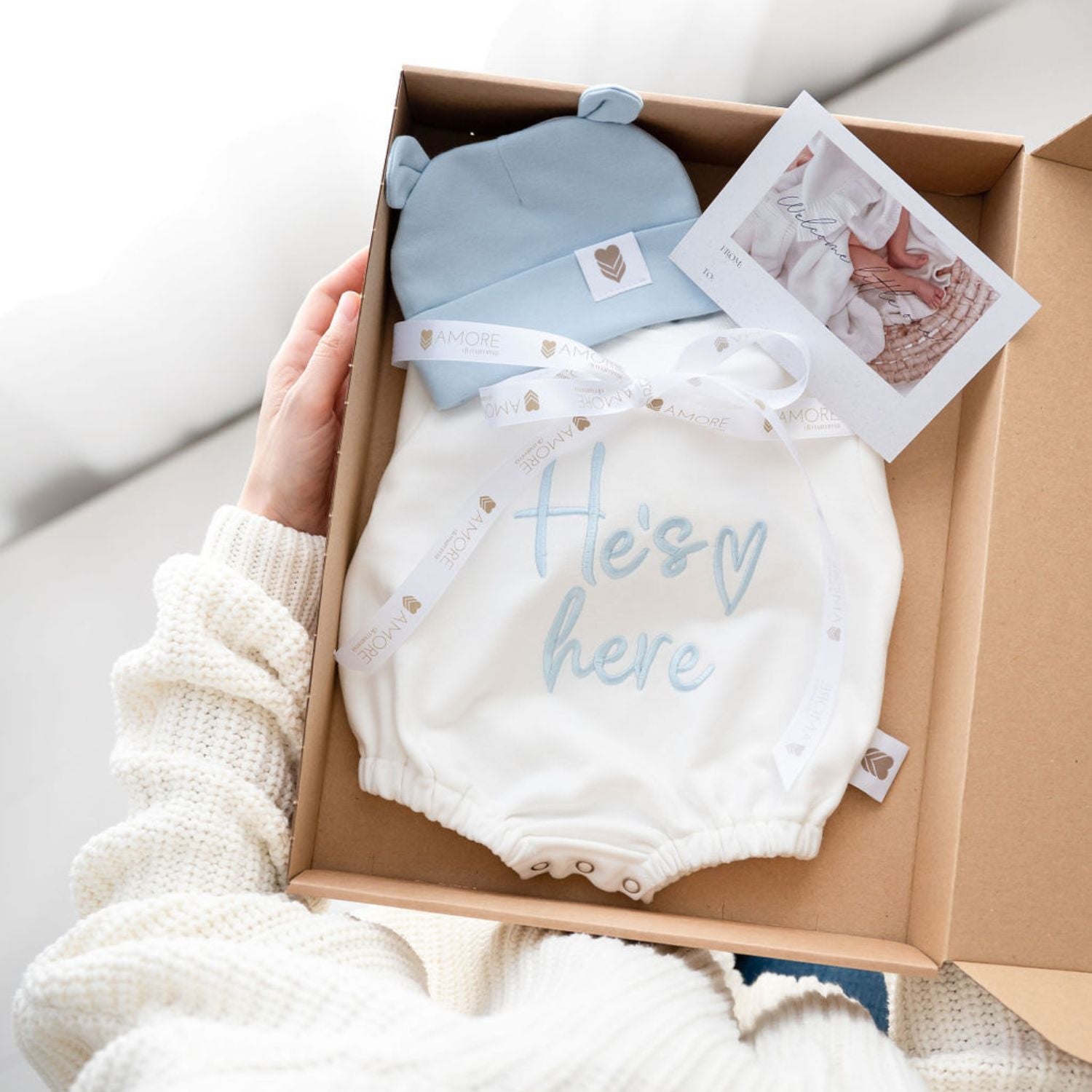 He/She Is Here poklon paket